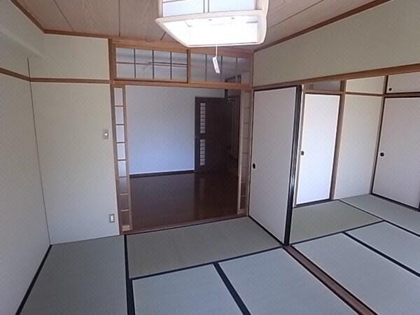 居室(参照写真)