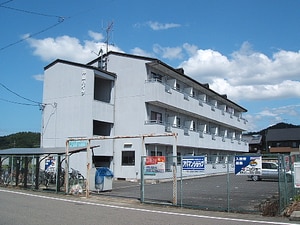 神山ハイツ外観写真