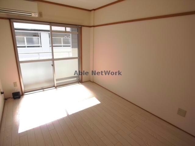 物件内観写真6　(参照写真)