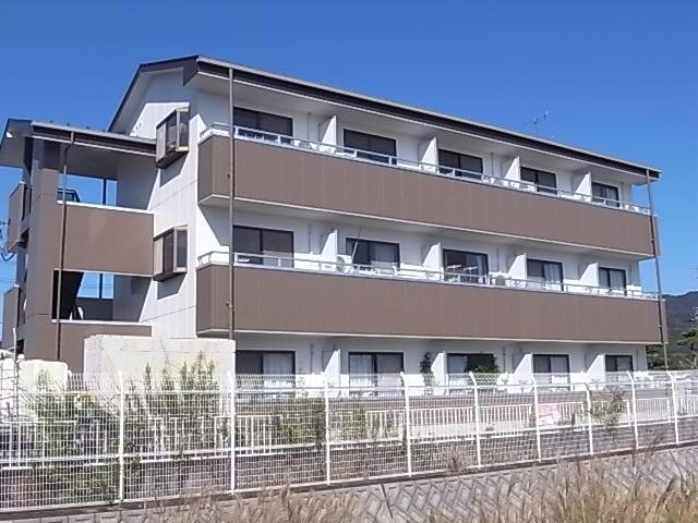フローレス雨屋
