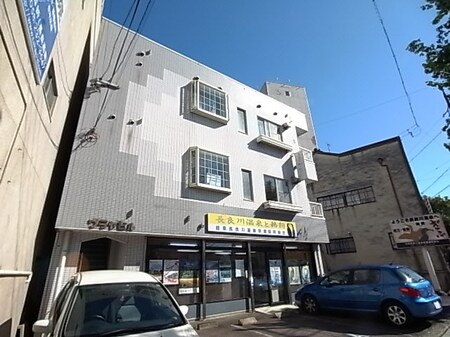 ワラヤビル外観写真