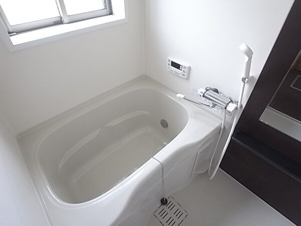 バス／シャワールーム等(参照写真)