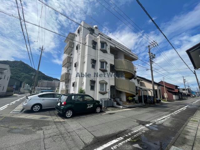 ハイツリバービレッジ