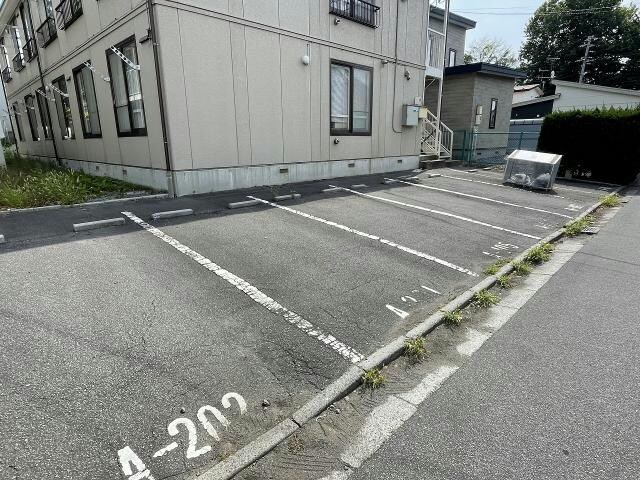 物件外観写真4　
