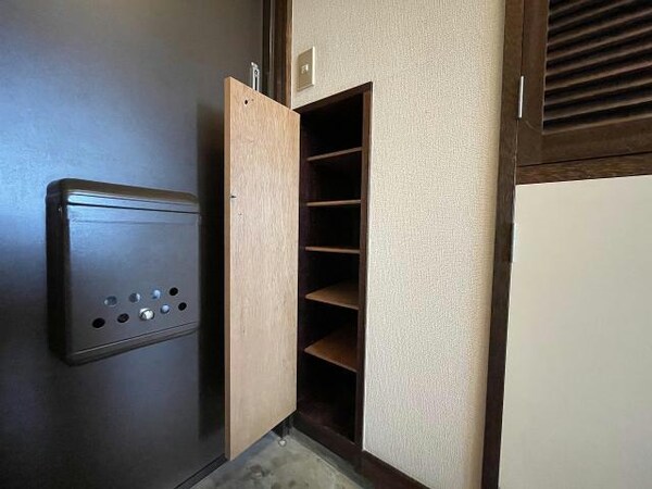 玄関回り