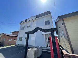 パレス深堀外観写真