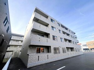 アール・ヒルズコート外観写真
