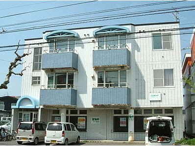 神山コスモビル