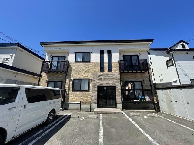 ボン　ビサージュの物件外観写真