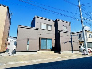 亀田港町一棟二戸外観写真