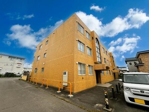 シャトーム海岸町外観写真