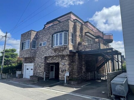 柏木町40番1棟3戸外観写真