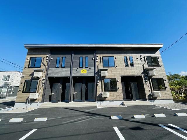 ヴィラ　グリーンの物件外観写真