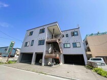 コア佐藤の外観写真