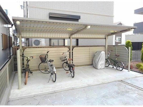 駐輪場