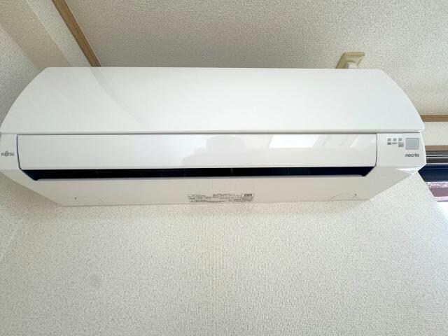 物件内観写真12　(※北側エアコン)