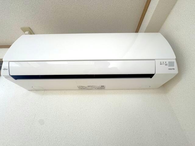 物件内観写真16　(※南側エアコン)