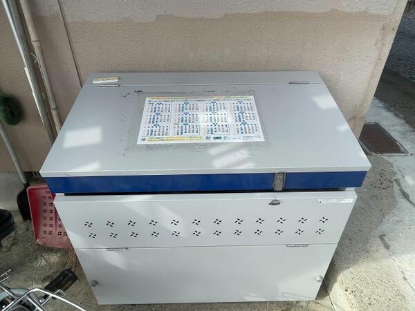 建物設備(敷地内ゴミ捨て場)