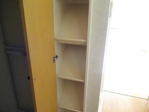 玄関回り(（別部屋イメージ）)