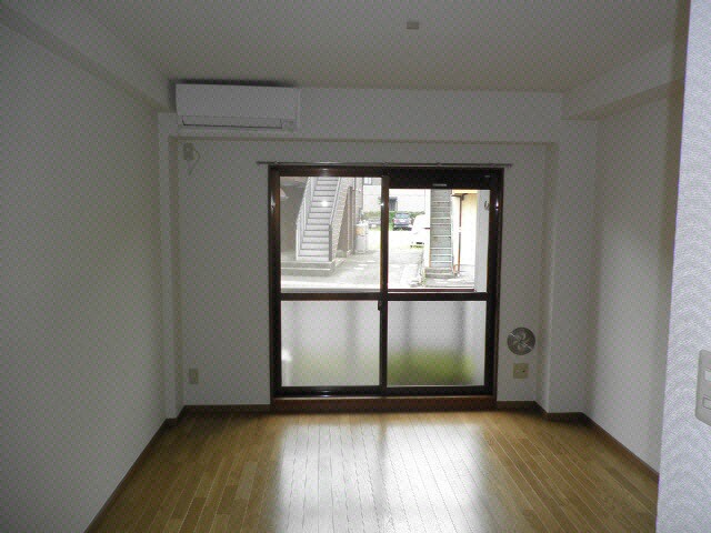 ブリリアント姉崎（姉崎西）の居室