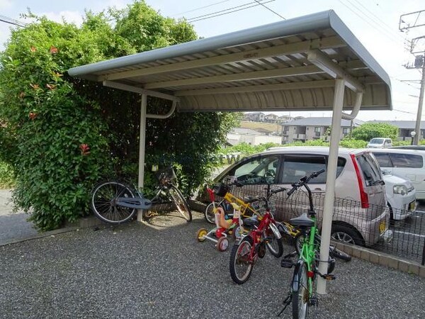 駐輪場(駐輪場)