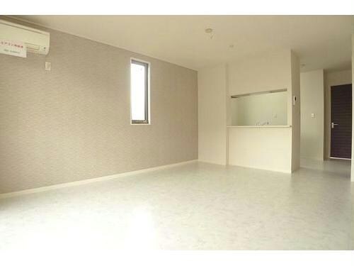 物件内観写真12　(LDK)