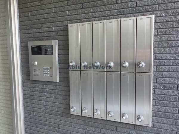 建物設備(オートロック・レターボックス)
