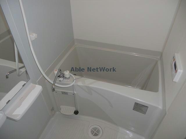 物件内観写真18　(追い炊き・浴室乾燥機能付き)