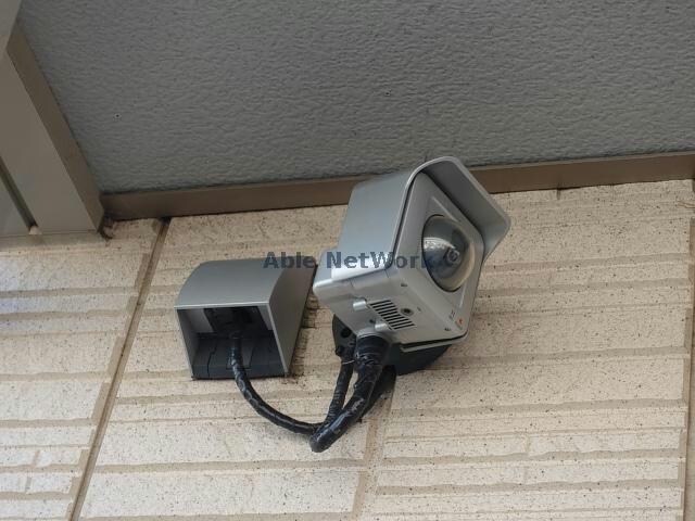 物件外観写真15　(防犯カメラ)