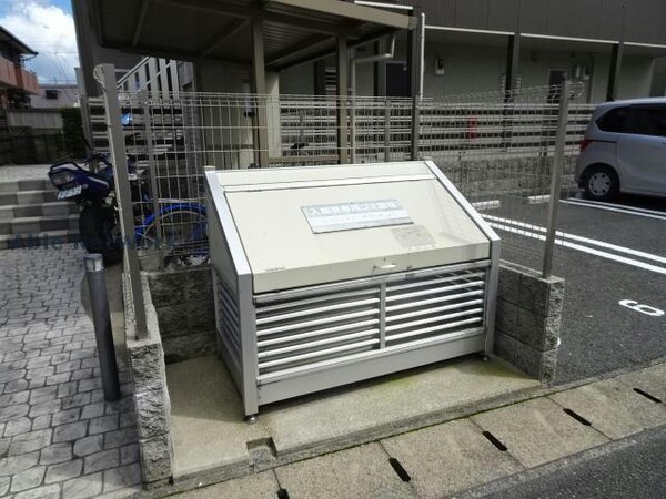 建物設備(ゴミステーション)