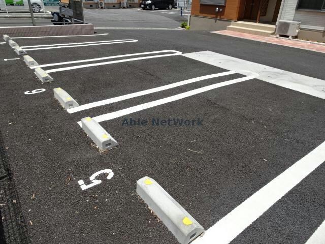 物件外観写真11　(ダブルライン)