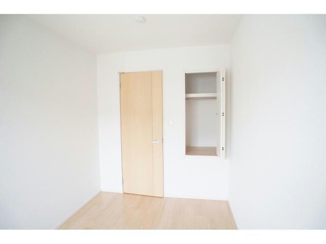 物件内観写真19　(居室)