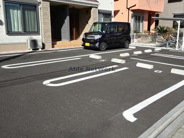 駐車場(ダブルライン)