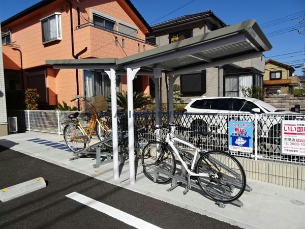 建物設備(駐輪場)