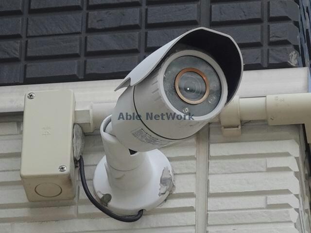 物件外観写真11　(防犯カメラ)