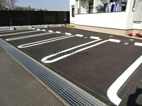 駐車場(ダブルライン)