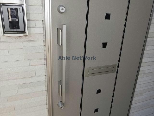 物件外観写真11　(ダブルロックキー)