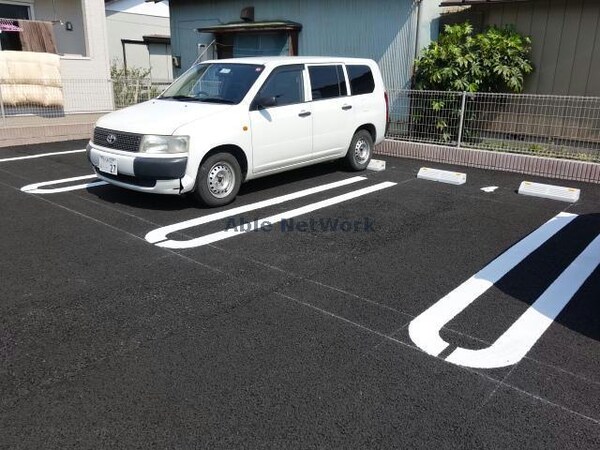 駐車場(ダブルライン)