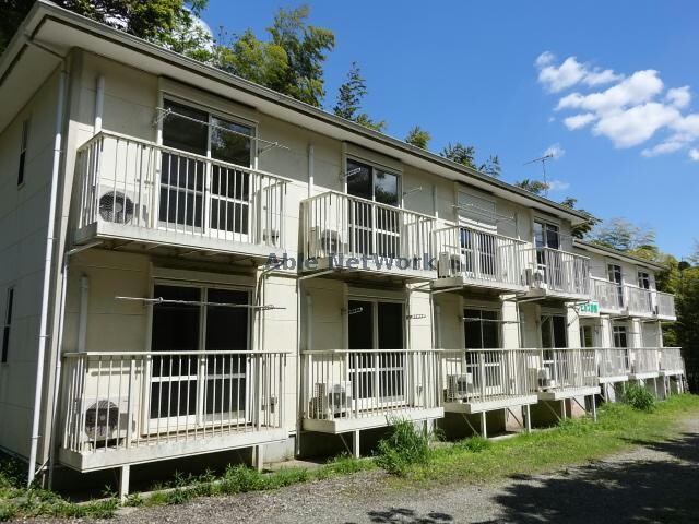 グリーンヒルズ勝浦の外観