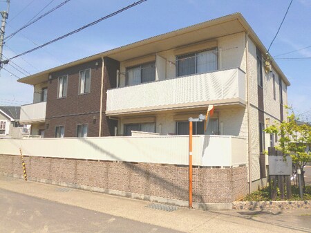 シャーメゾンリヴェールＢ外観写真