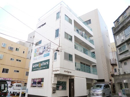 MONOビル外観写真