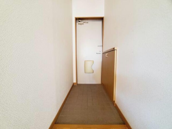 玄関回り(別室転用)