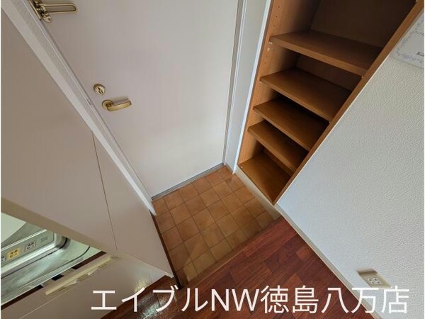 玄関回り