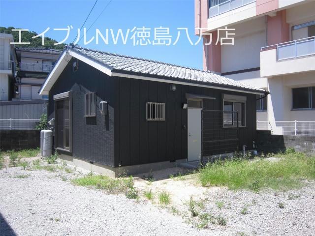 津田西町借家