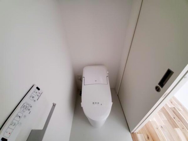 トイレ(別室転用)