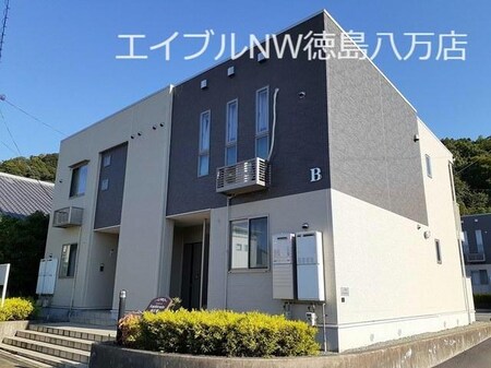 アンビエンテ南庄町B外観写真