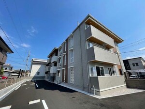 モンプリミエ　ルラシオンⅢ外観写真