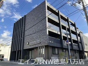 ベレオ西新町外観写真