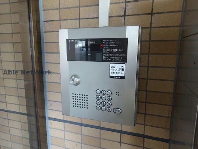 物件外観写真3　(オートロック)