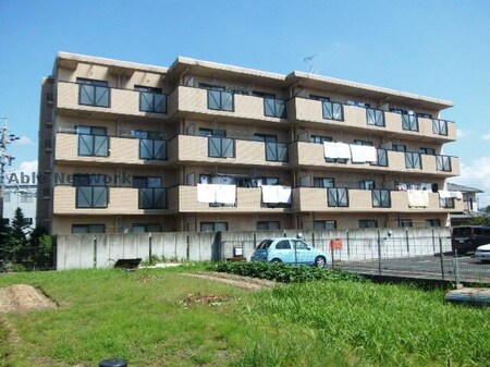 荒子ビル外観写真